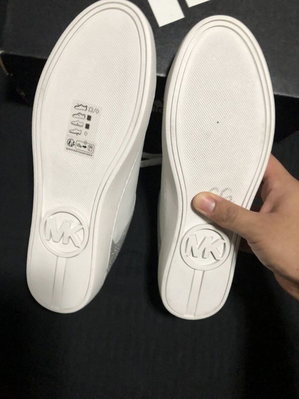 Michael Kors Keaton Low Trainers, Size 9.5, JC25G, Leather, White/Sliver - Picture 6 of 7